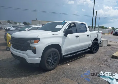 2024 Chevrolet Silverado 1500 2Wd Short Bed Custom z USA, uszkodzony, nr VIN 1GCPABEK8RZ115987